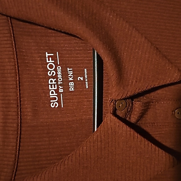 Cute toreid top - Picture 2 of 4